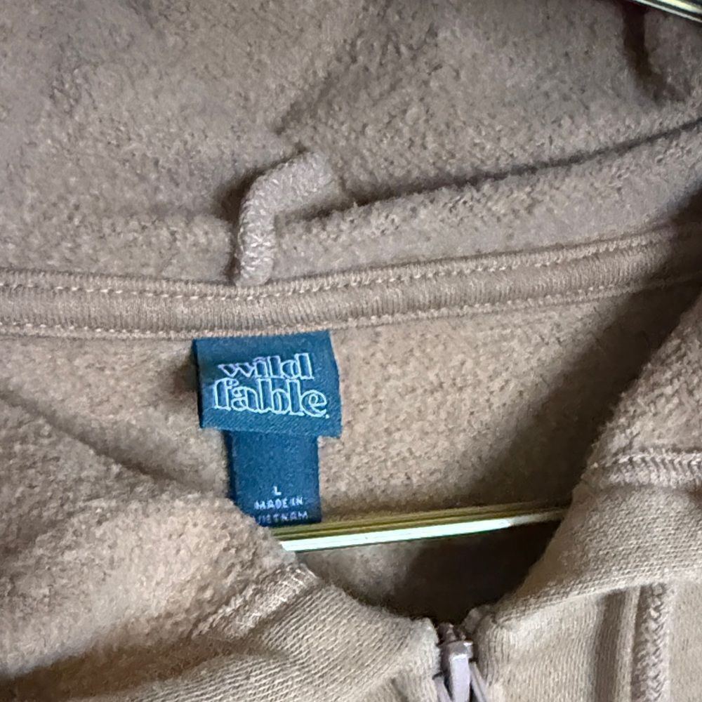 Wild Fable women’s Carmel Tan Hoodie- size large - Picture 2 of 5